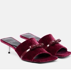 NEW Gucci GG Logo Jacquard Bow Velvet Burgundy Heels